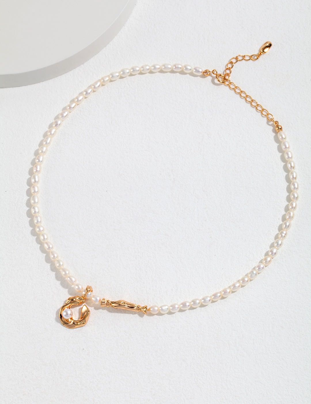 NEST MINI PEARL NECKLACE