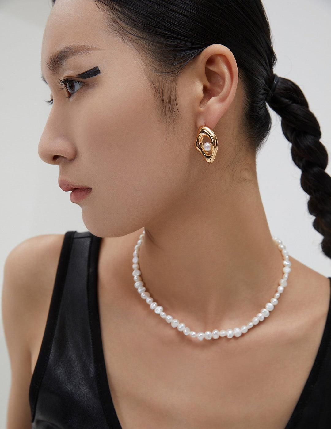 LA DEMOISELLE PEARL NECKLACE